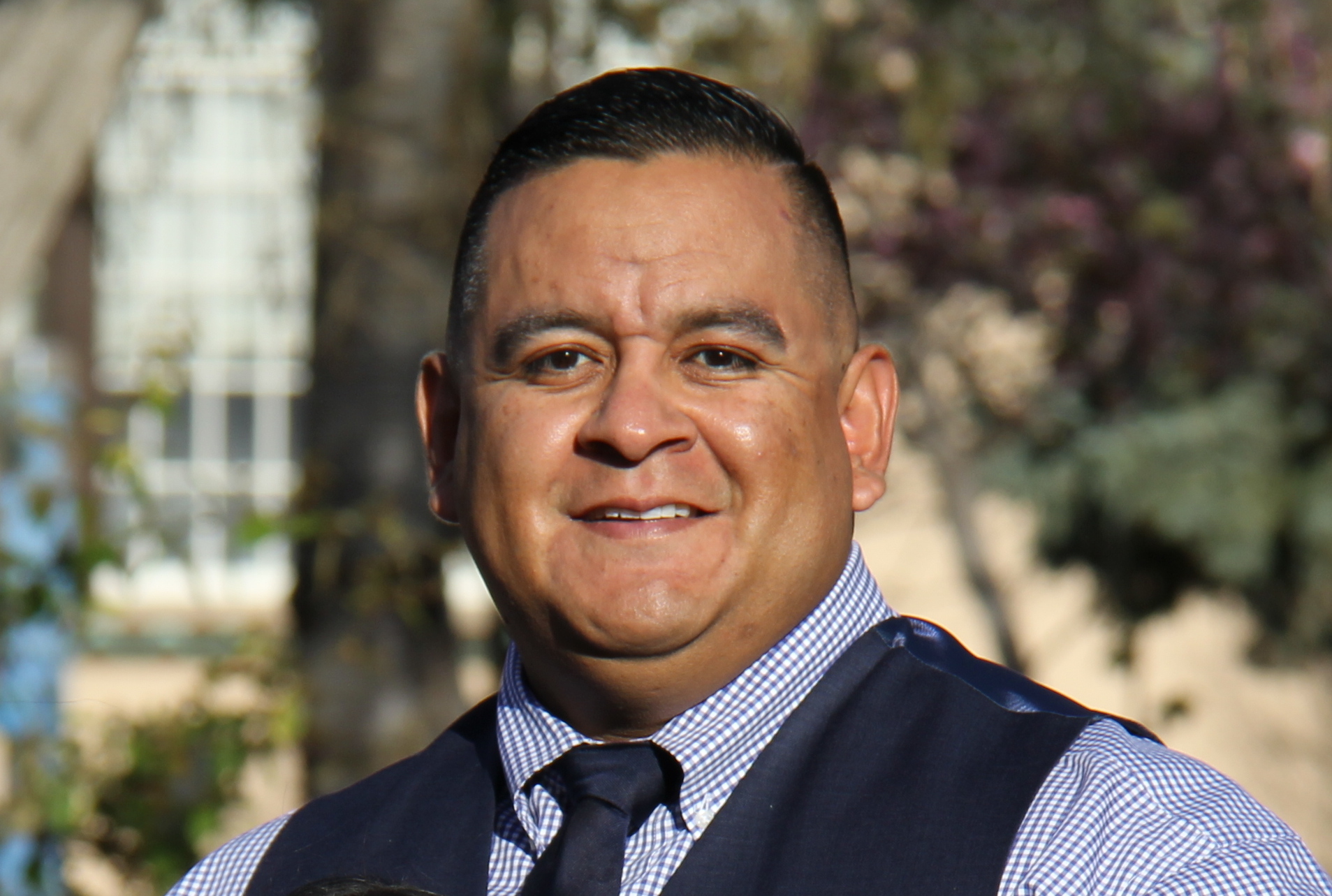 Sandia National Laboratories talent acquisition specialist Tony Lona was named a 2022 Veteran Champion of the Year in Corporate America.