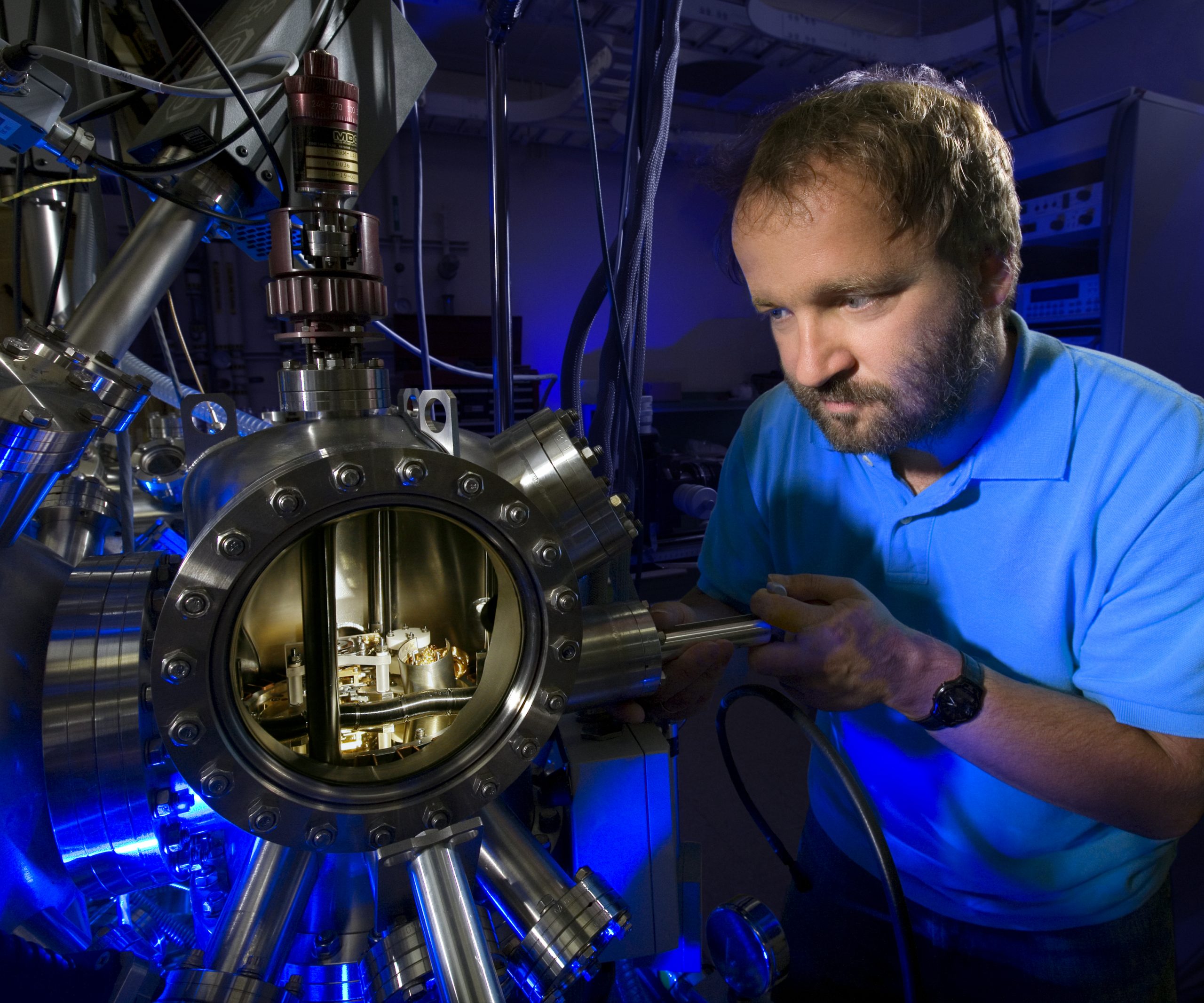 Sandia's Konrad Thürmer (shown here) and Norm Bartelt pushed the boundaries of scanning tunneling microscopy (STM) to image ice - a material believed to be unsuitable for STM because of its insulating nature. (Photo by Randy Wong)<br />
Download 300dpi 6MB JPEG image (Media are welcome to download/publish this image with related news stories.)