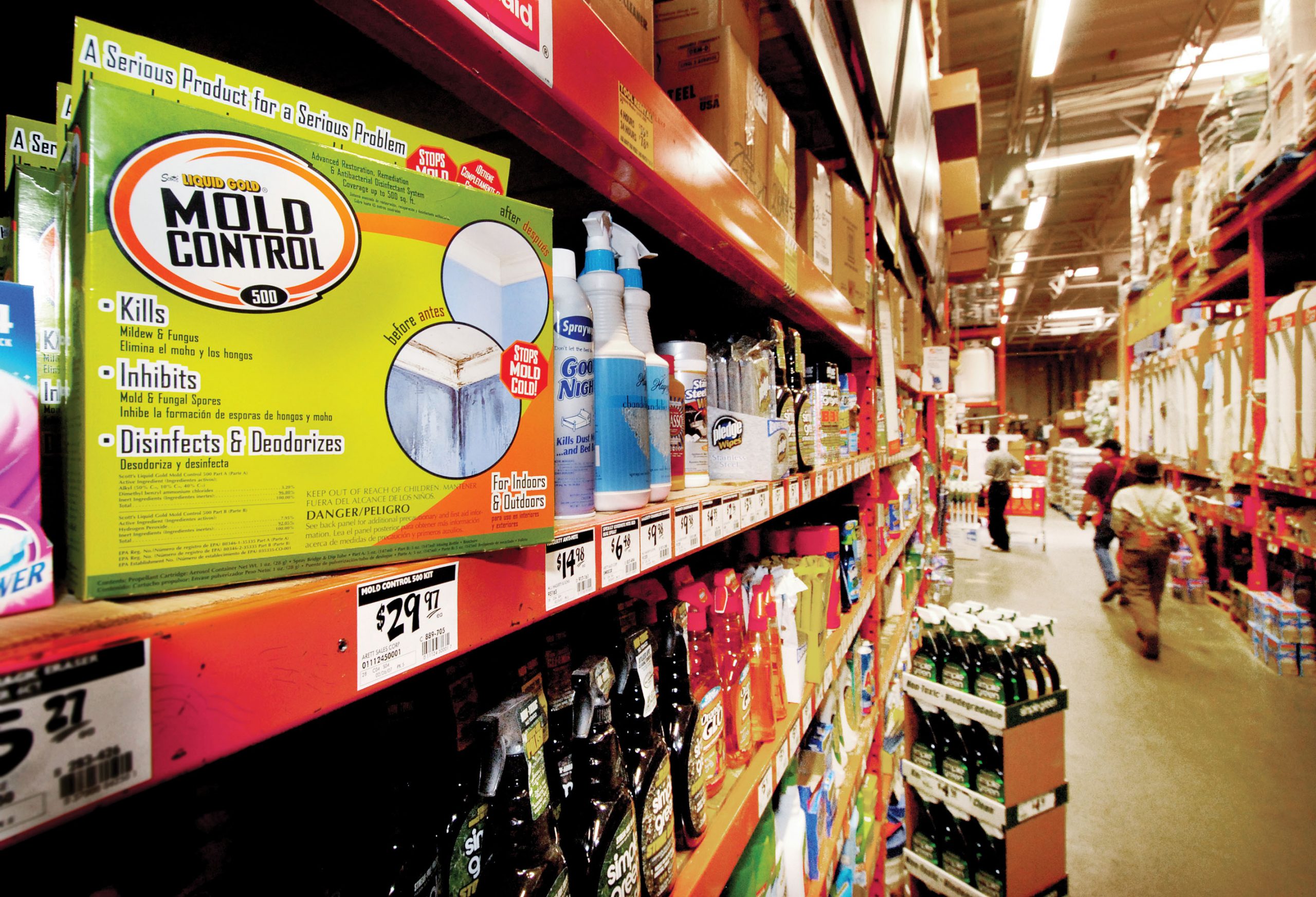 Scott’s Liquid Gold Mold Control, based on Sandia’s decon formulation, is now on hardware store shelves around the country. Here a box of the product sits on the shelf at a Home Depot store in Albuquerque, N.M. (Photo by Randy Montoya)
