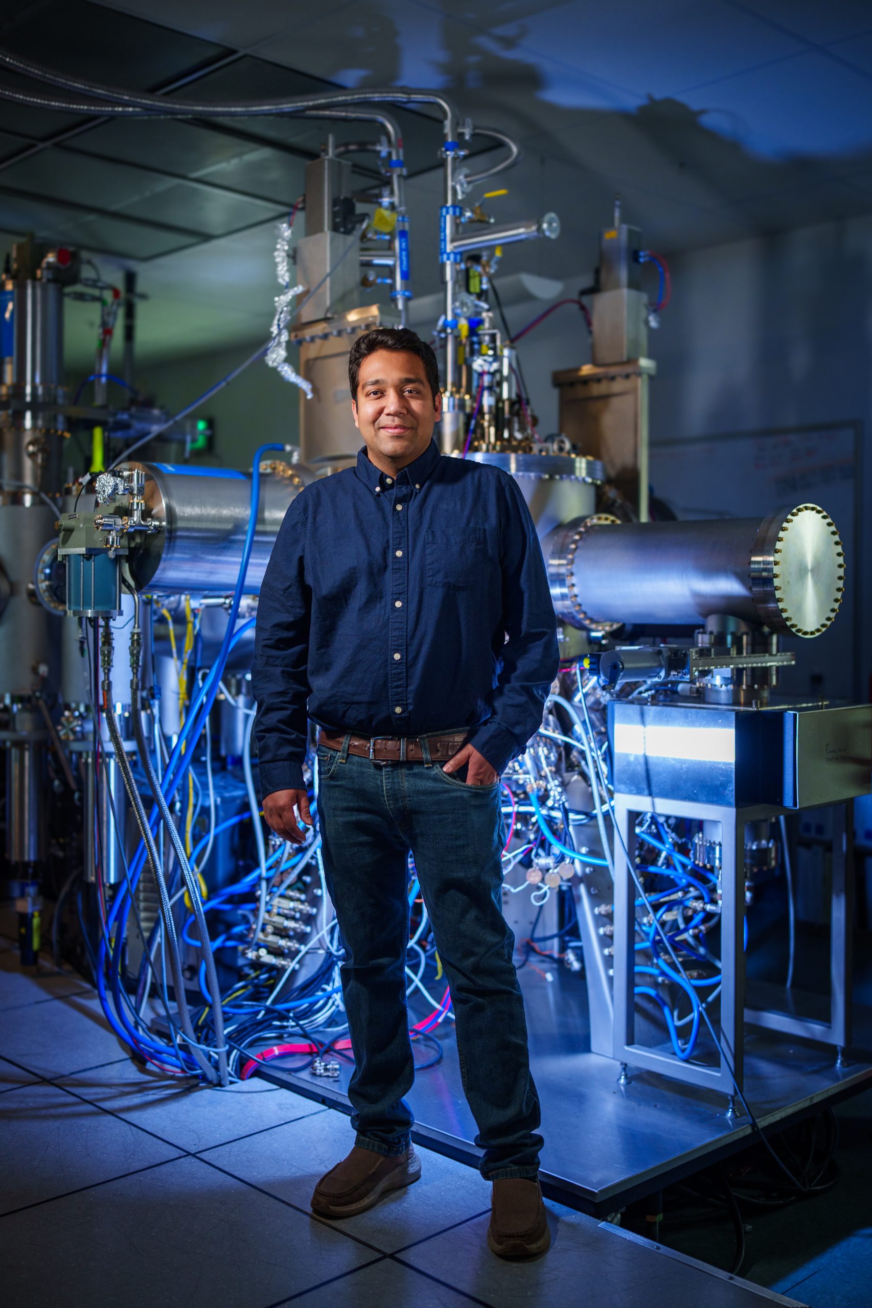 Physicist Raktim Sarma leads the Sandia National Laboratories team partnering with Maxwell Labs to explore new ways to cool computers with light. 