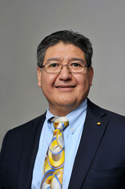 Gil Herrera