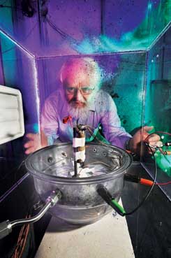 Sandia researcher Peter Roth
